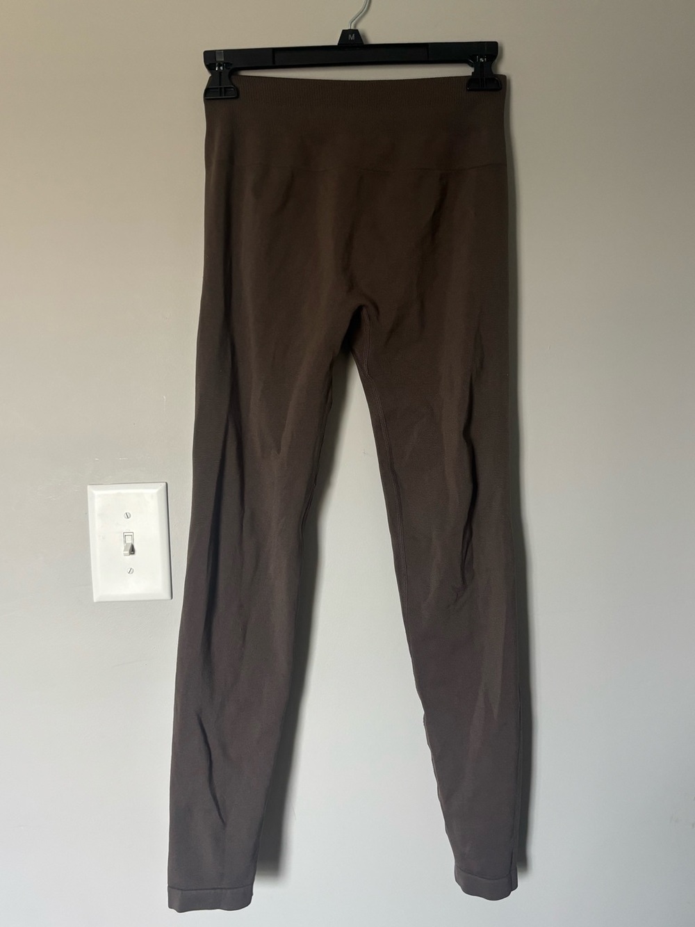 High-Waist Solid Leggings - Dark Brown